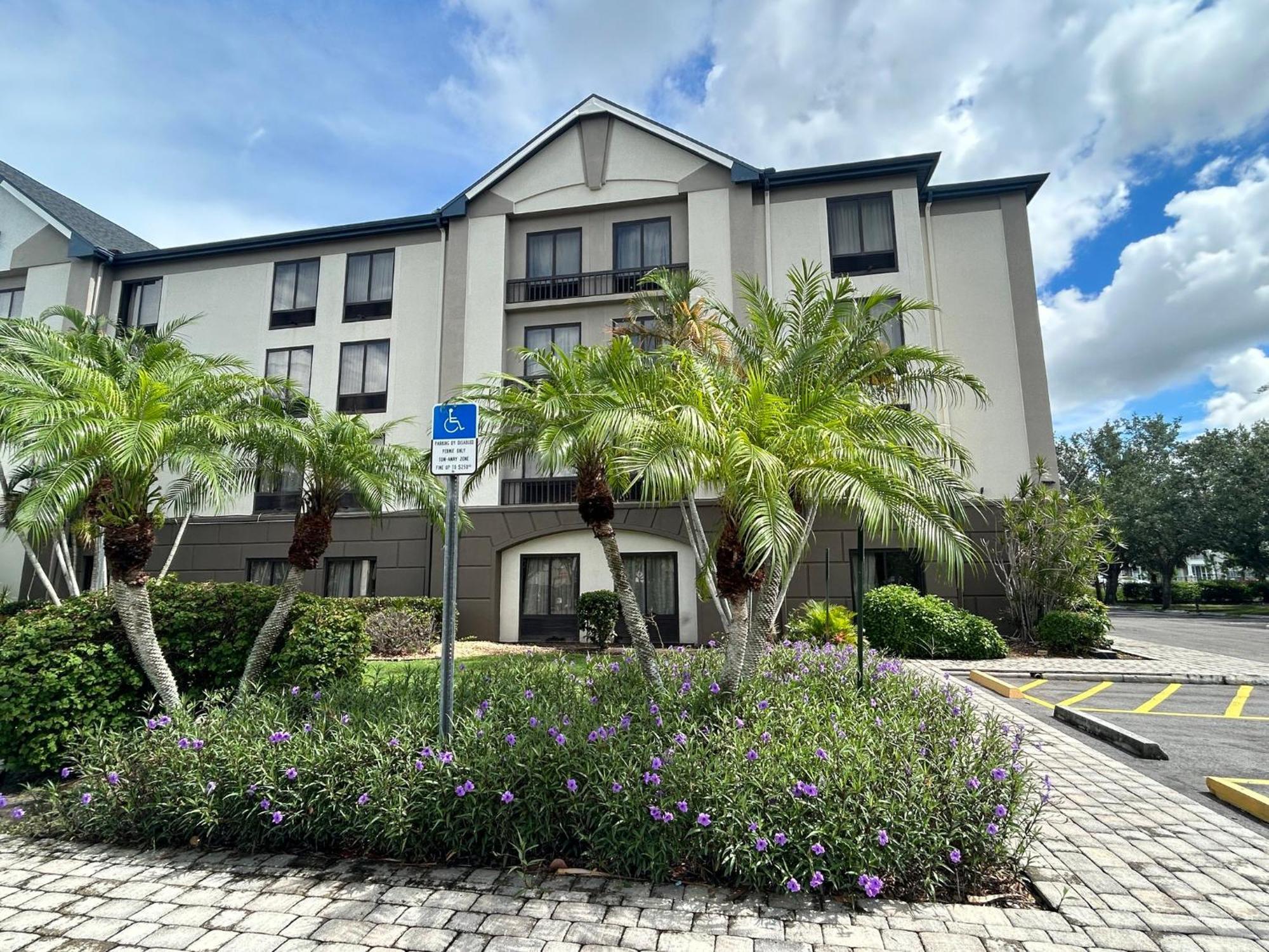Airport Inn Fort Myers Exterior photo
