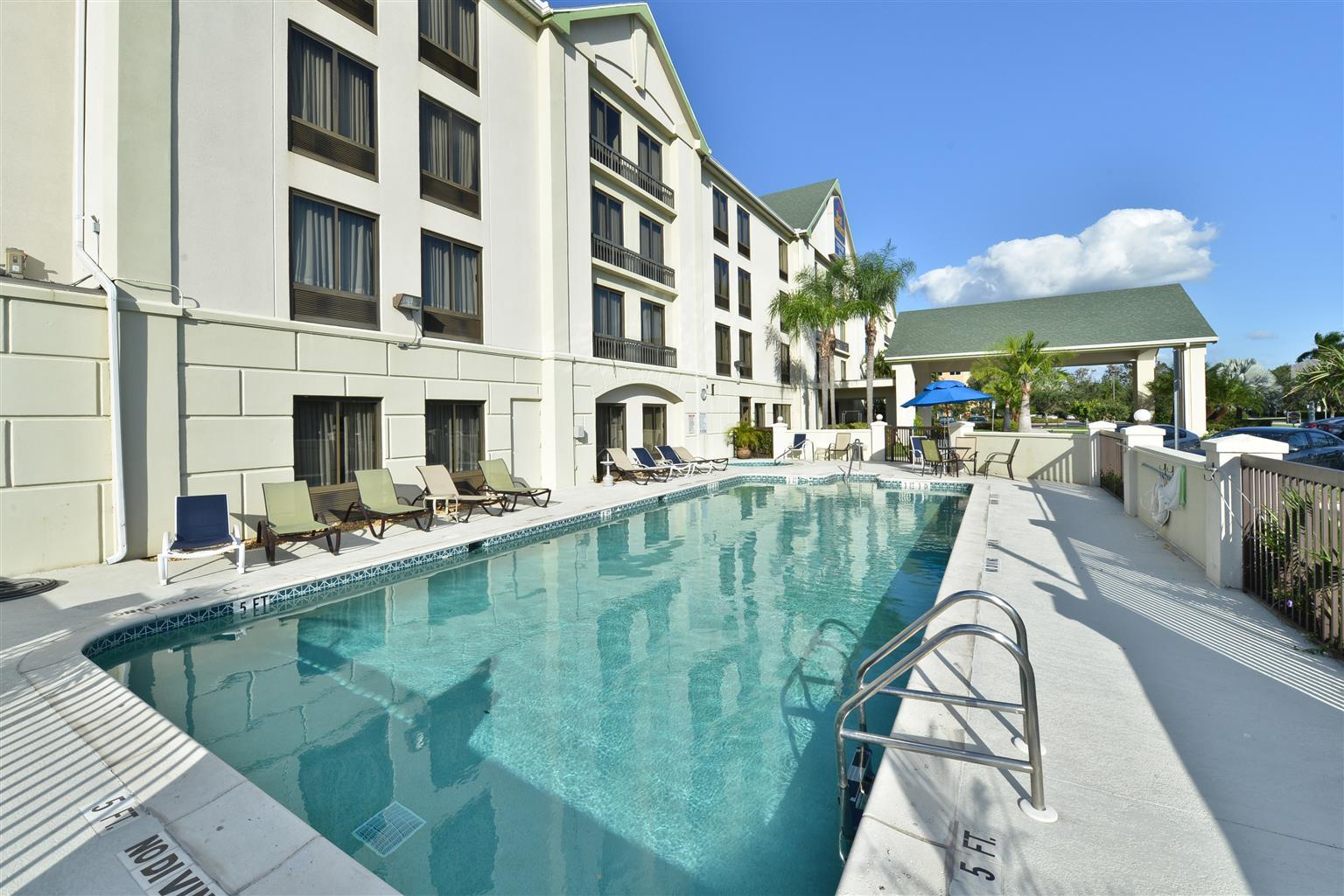 Airport Inn Fort Myers Exterior photo